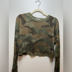 Forever 21 Army Crop Long Sleeve Size L